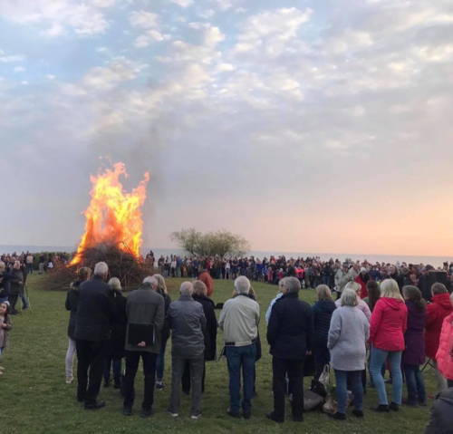 Kören sjunger in våren